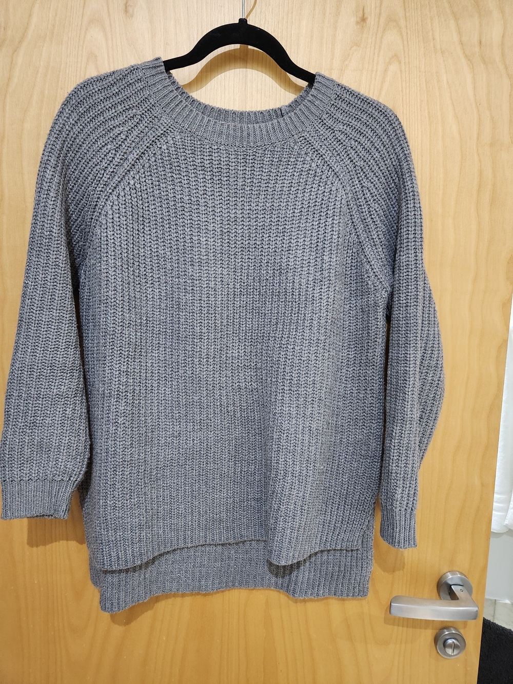 Forever 21 Gray Ribbed Crewneck Sweater